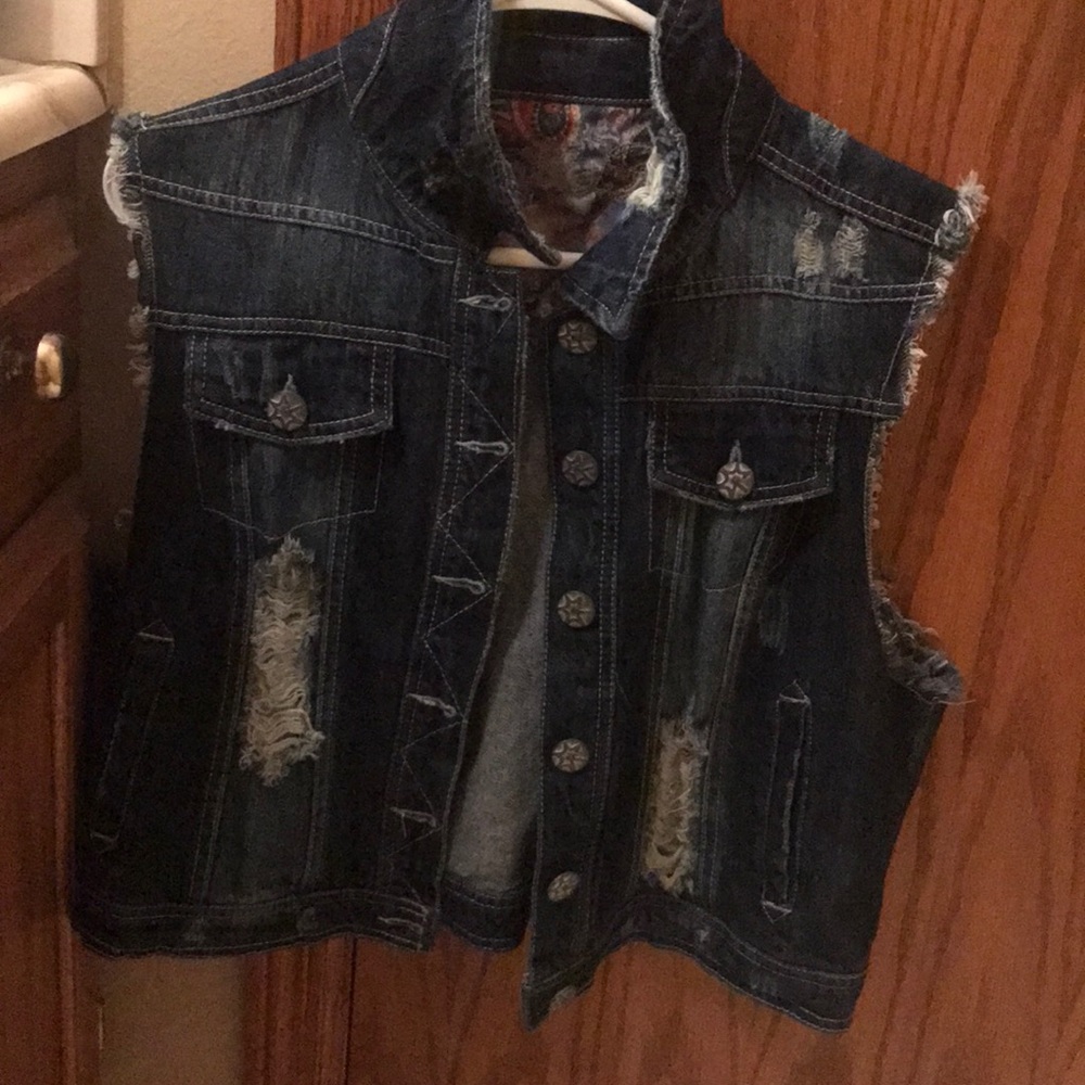 jean jacket (sleeveless)